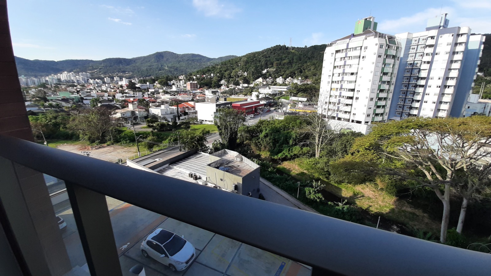 APARTAMENTO MOBILIADO - SOL DA MANHÃ - 1 DORMITÓRIO - D/SPOT - CÓRREGO GRANDE - FLORIANÓPOLIS