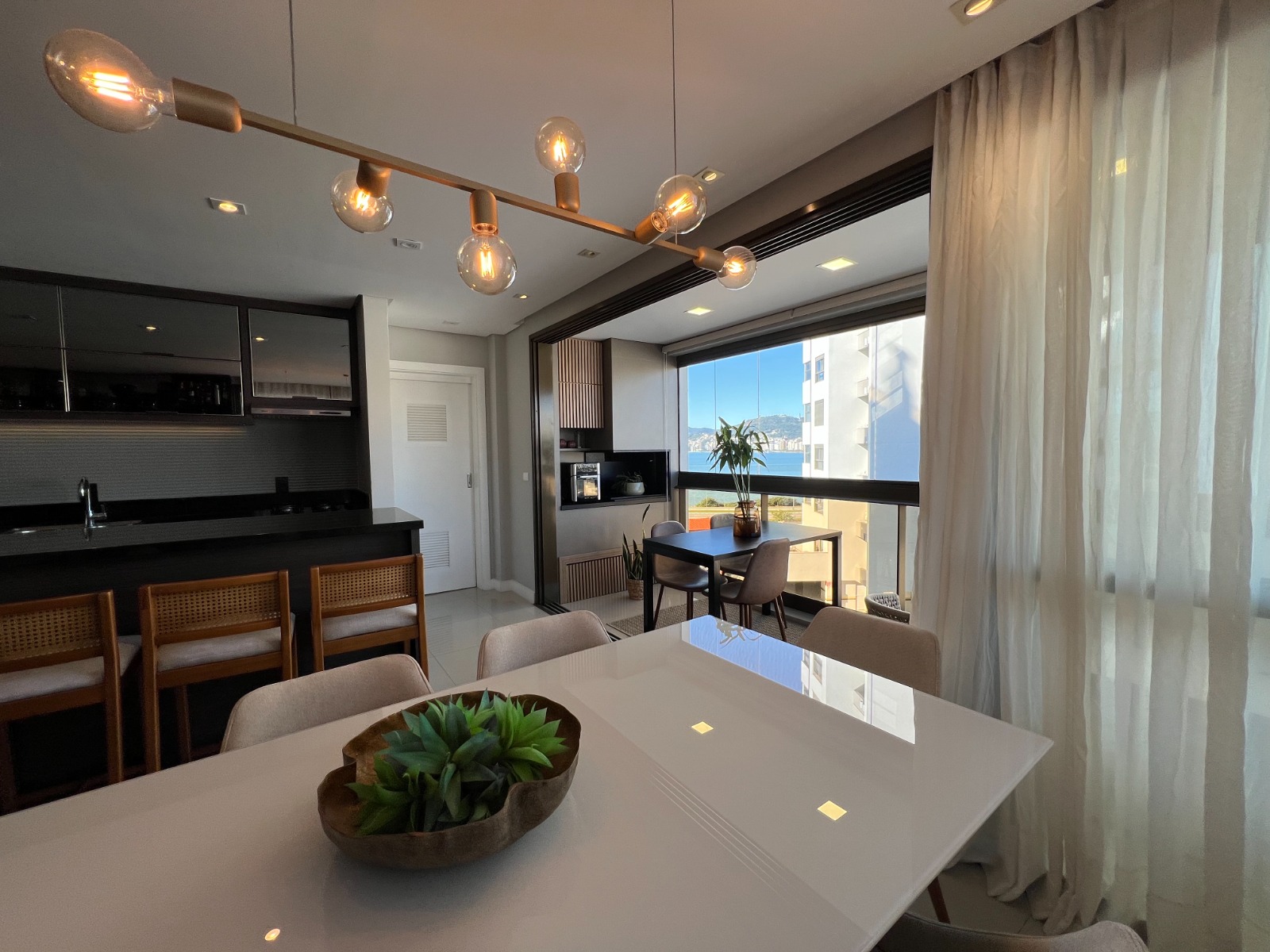 APARTAMENTO 3 DORMITÓRIOS - ESTREITO - FLORIANÓPOLIS