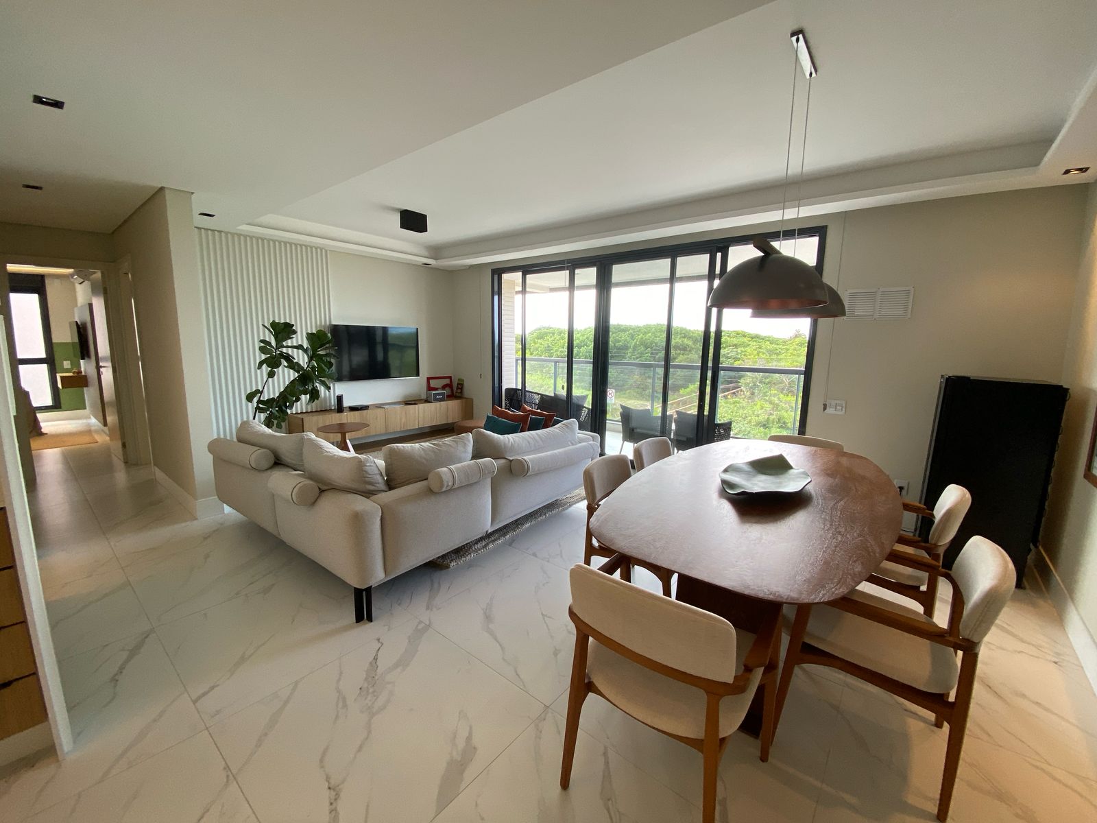 APARTAMENTO 3 SUÍTES - NOVO CAMPECHE - FLORIANÓPOLIS