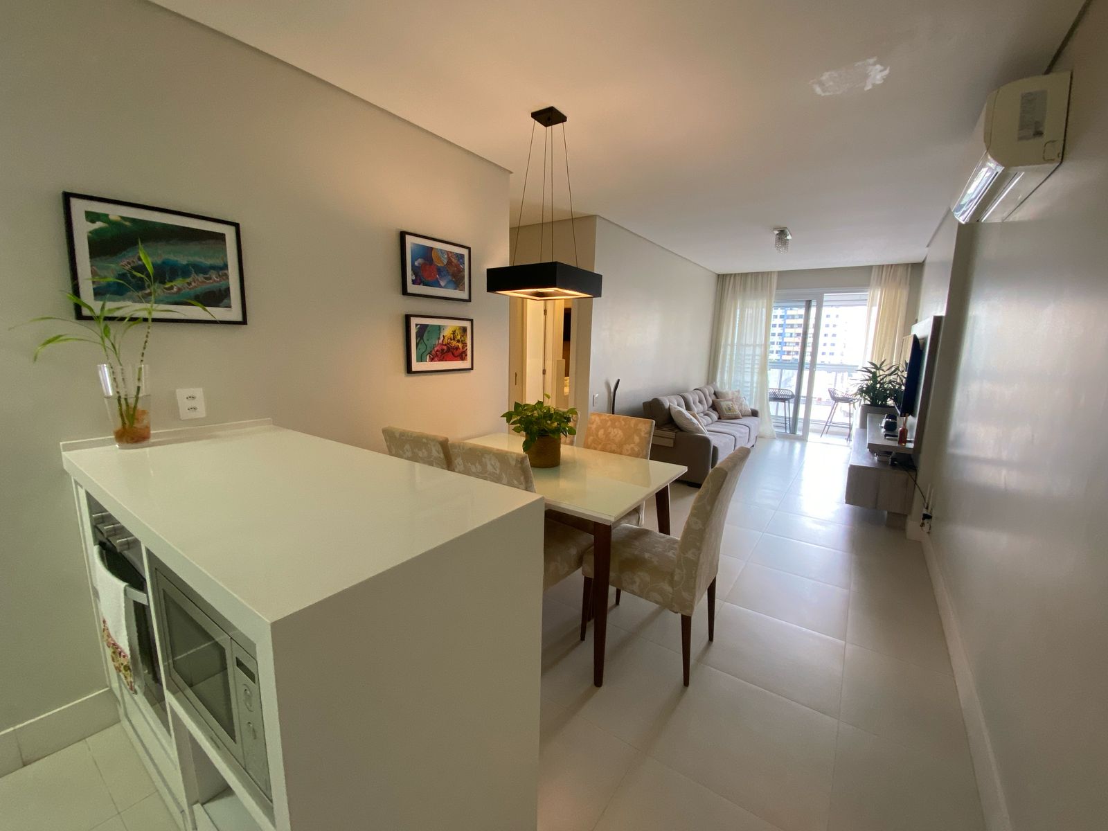 D/ONE - APARTAMENTO 2 DORMITÓRIOS SENDO 1 SUÍTE - CENTRO - FLORIANÓPOLIS
