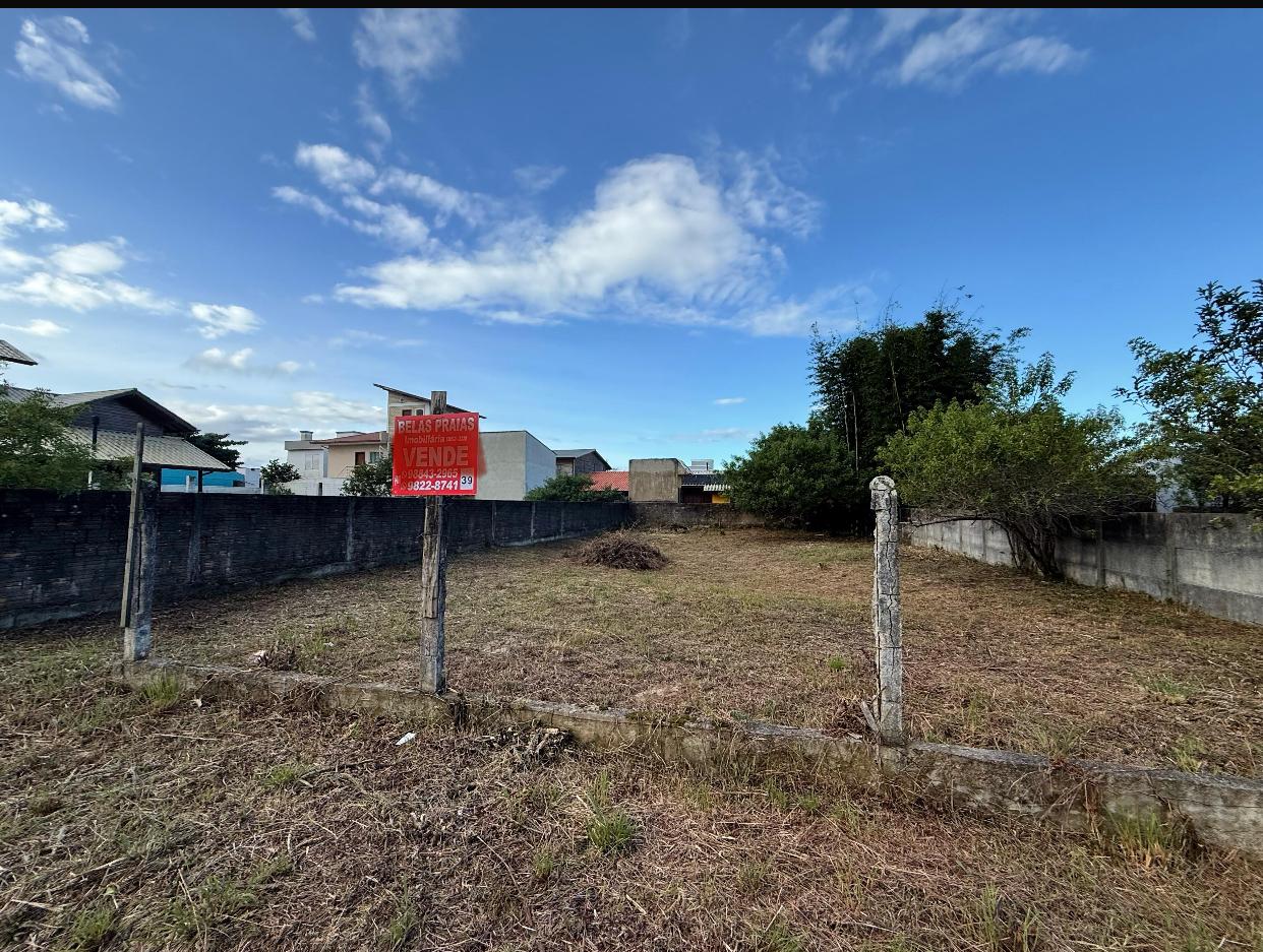 TERRENO LOCALIZADO NA PRAIA DA PINHEIRA - PALHOÇA - LOTE 122