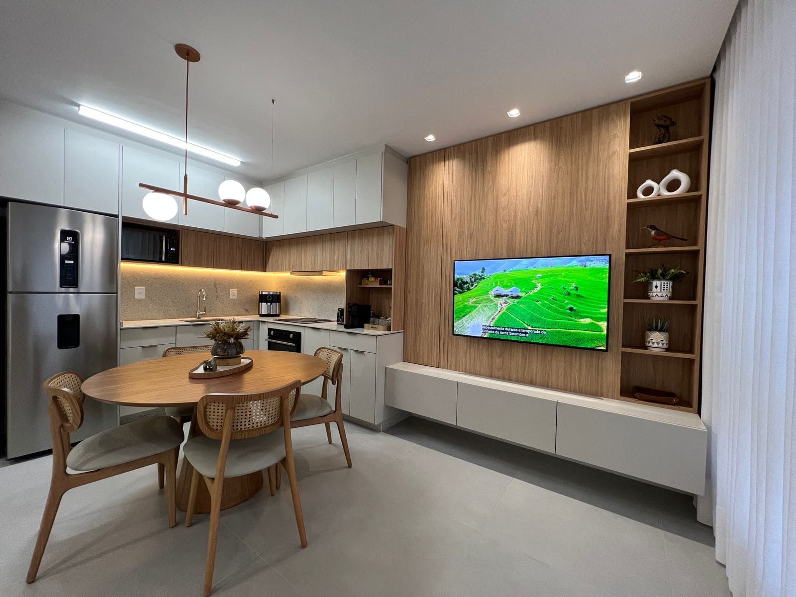 D/NEX 305B - APARTAMENTO 01 DORMITÓRIO - ESTREITO - FLORIANÓPOLIS