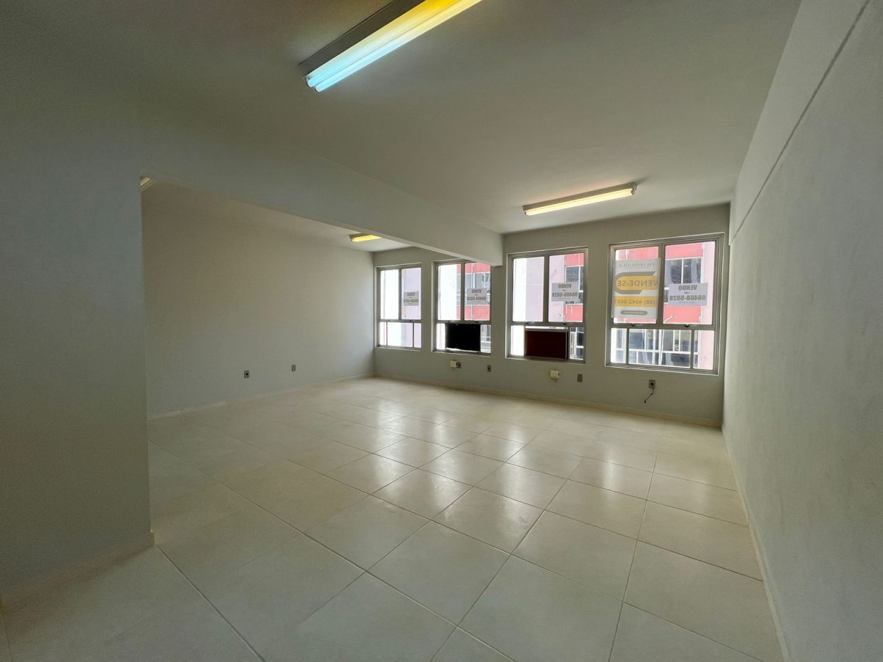 SALA COMERCIAL - CENTRO - FLORIANÓPOLIS — foto 1