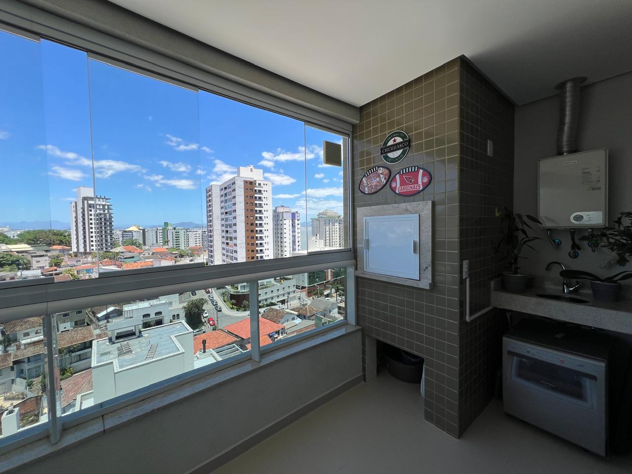 APARTAMENTO 2 SUÍTES - AGRONÔMICA - FLORIANÓPOLIS
