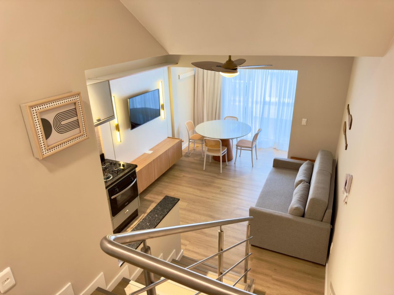 APARTAMENTO DUPLEX 1 DORMITÓRIO - PRAIA BRAVA - FLORIANÓPOLIS — foto 1