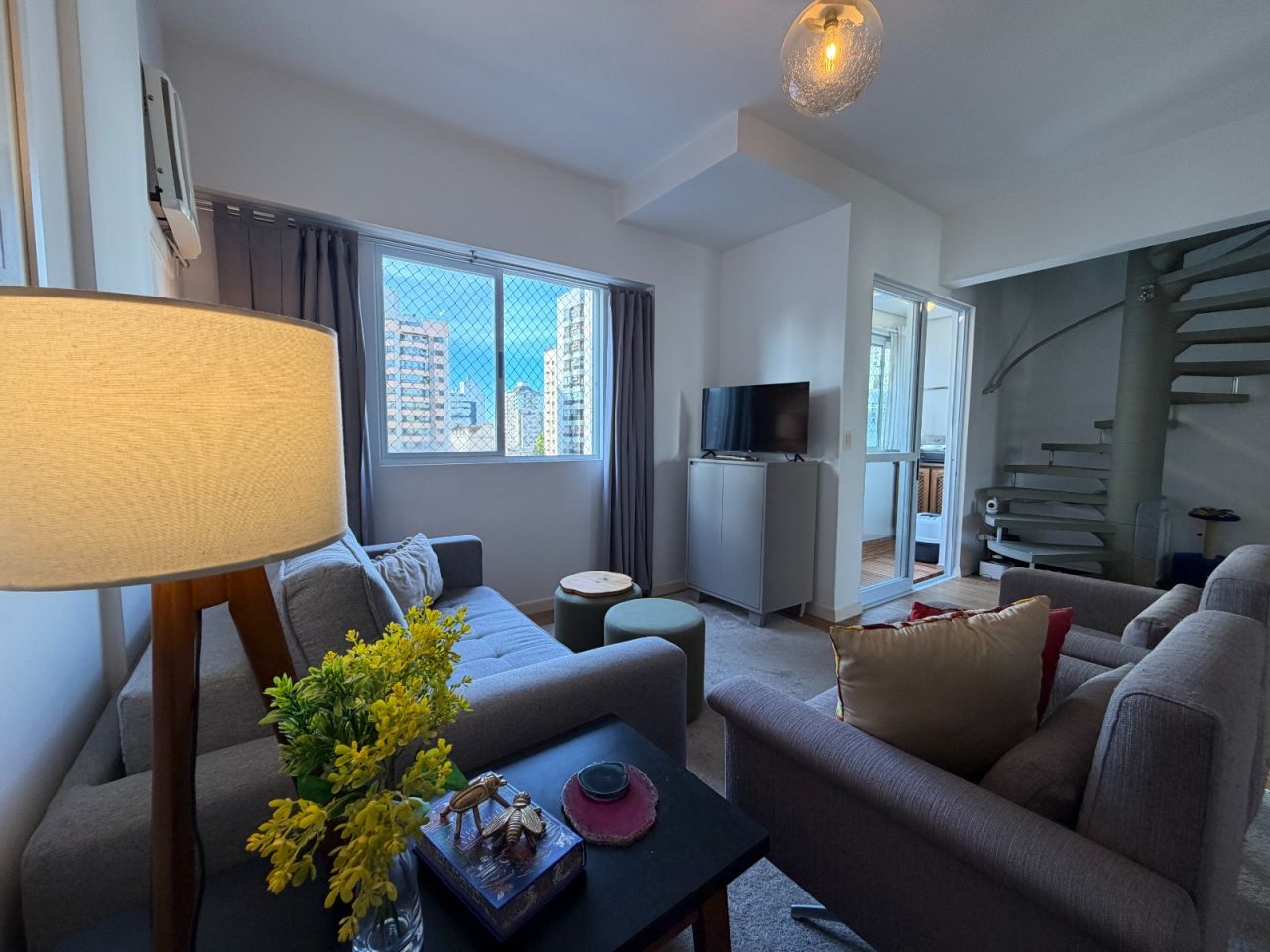 APARTAMENTO DUPLEX - CENTRO - FLORIANÓPOLIS — foto 1
